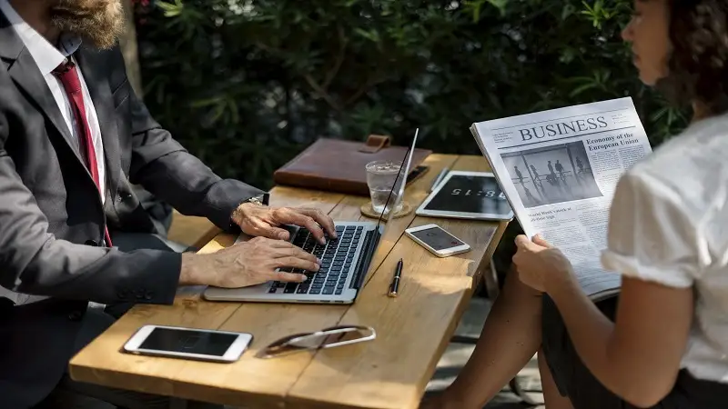VocalNewsMedia Com: Guide to the Digital Publishing Platform